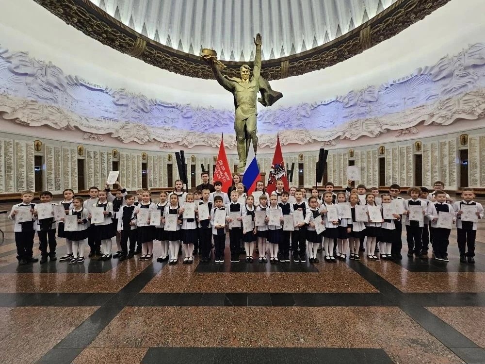 ПОСВЯЩЕНИЕ в воспитанники Классического Пансиона МГУ.  